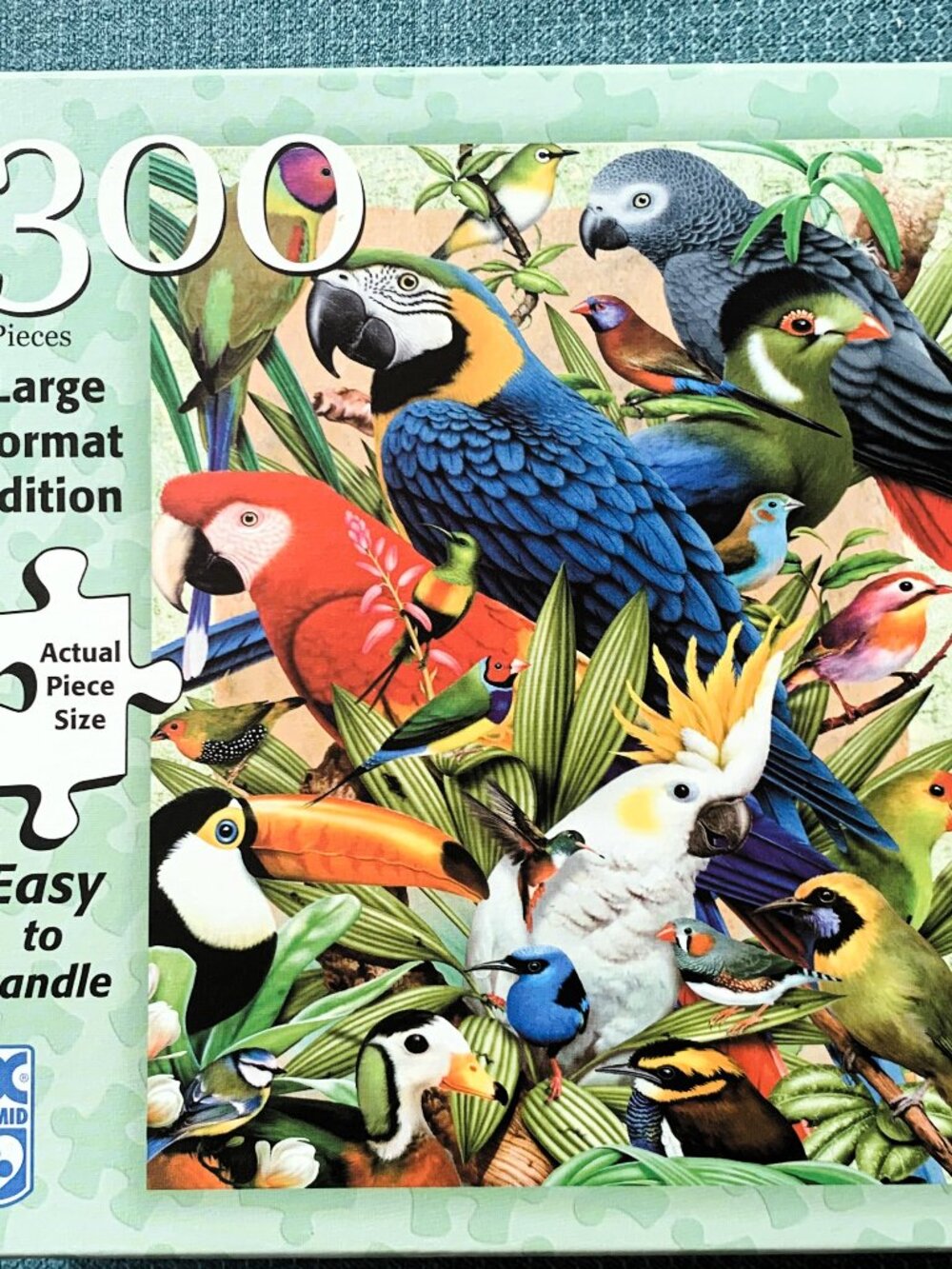 FX Schmid 300 large piece Avian World puzzle